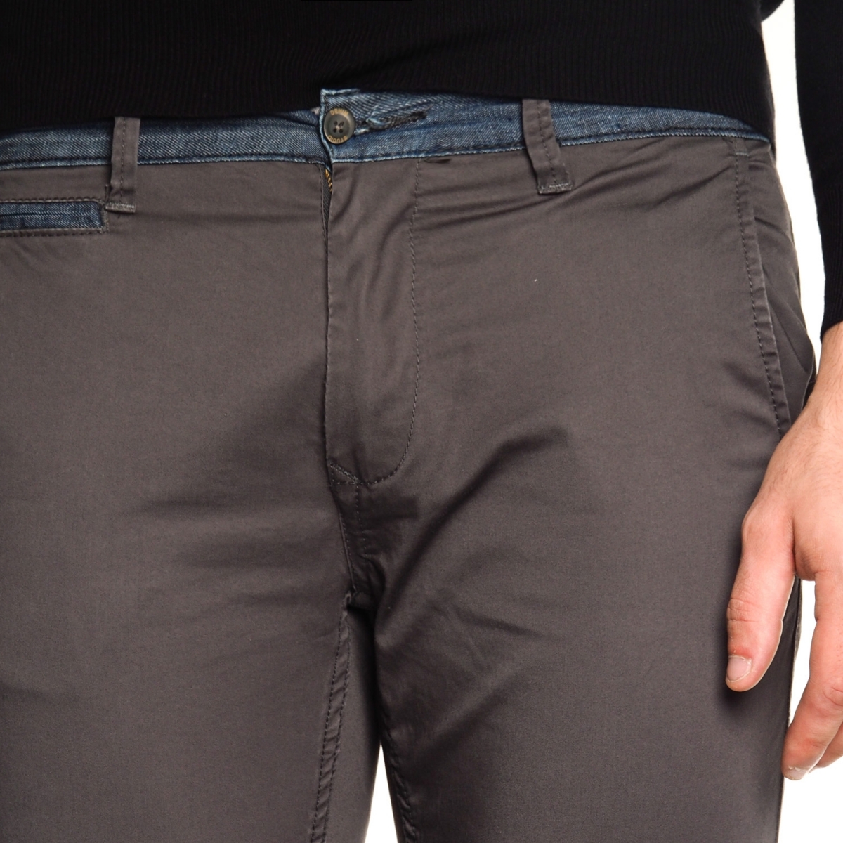 Verkäufe von Herrenbekleidung Pantaloni OUTLET 14315 BLU Cafedelmar Shop